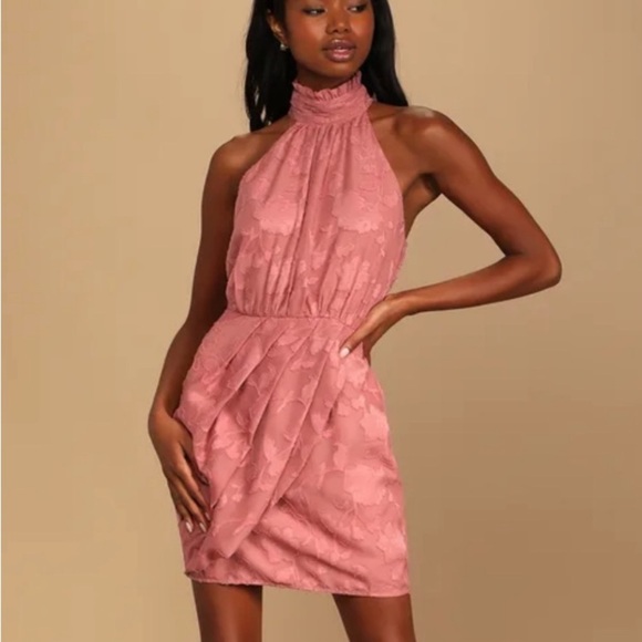 NWT Lulus Chic Demeanor Rusty Rose Floral Jacquard Halter Mini Dress Sz S - Picture 2 of 16